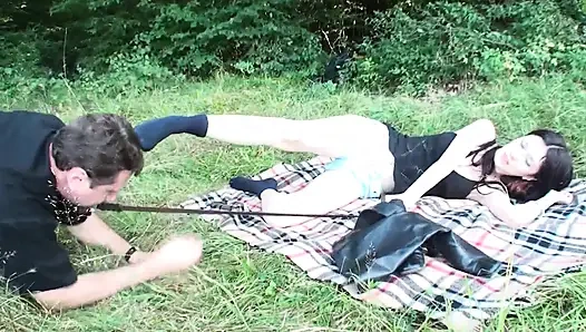 Açık havada ayakkabı ve tabanlar sworship