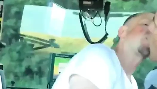 iki sıcak adım baba