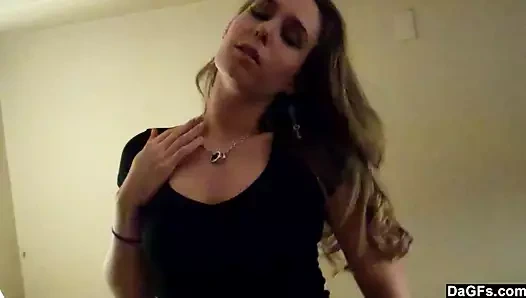 azgın bebeğim gösterir kapalı göt ve KEDİ