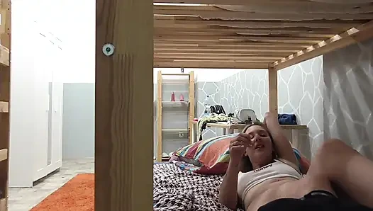 Tatlı Sugar Lya'dan sakso ve ayakla muamele