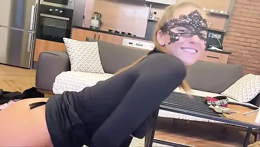 18 yaşındaki esmer genç melekle sahne arkası seks - bakış açısı seks