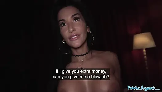 Büyük yarağımın ıslak amına boşalmasını izle - kamu görevlisi