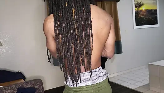 Büyük zenci için soyunuyor