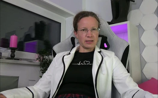 Senin gibi ezik ne yapmaya izni olduğunu sana göstereyim