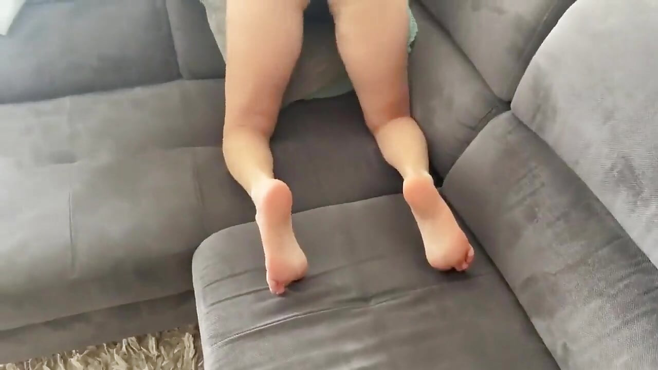 Siyah bikinili ateşli orta yaşlı seksi kadınla inanılmaz domaltmalı seks