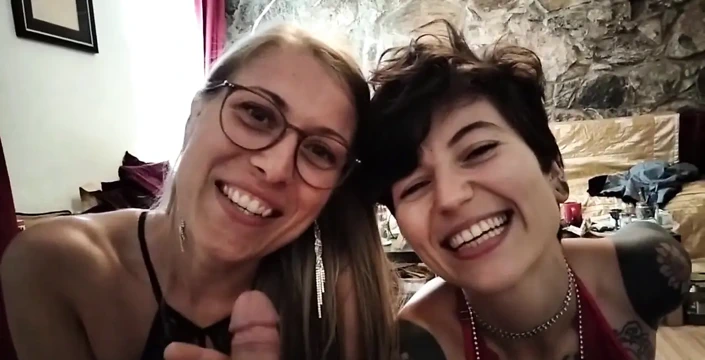 Natalie ve Thea ile Çift Oral Bakış Açısı