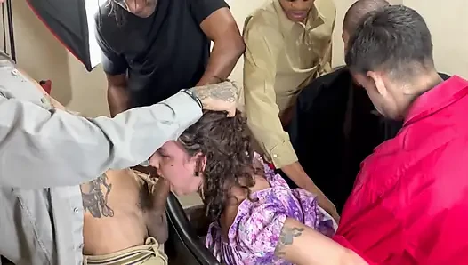 6 yetenekli bu iki orospu ile sevişiyor, bolca DP ve anal