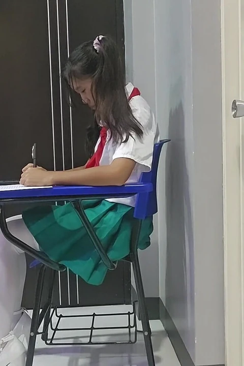 Desperate Student Pee