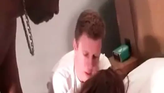 Cuckolds eş verilen için bbc adam korkak saatler onları