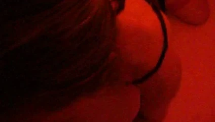 Karımı bir arkadaşımla beceriyorum