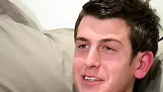 Cute amateur Zach shows off his body before a hot jerk off