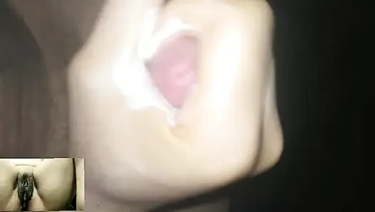 Görüntülü görüşmede tek başına mastürbasyon