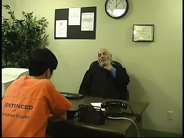 Dana önce srs yetkilileri tarafından metresi için yeniden eğitildi