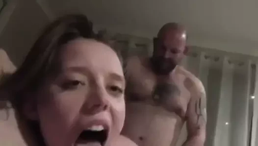 Karımı rastgele bir adamla paylaşmak