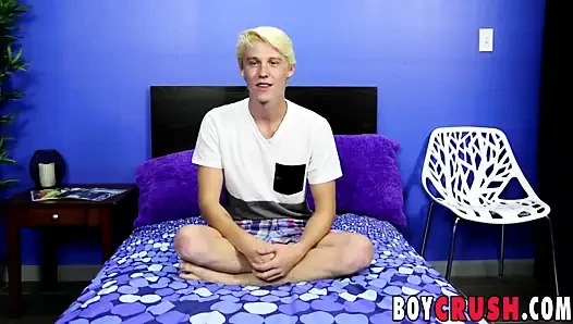 Yakışıklı damızlık brayden cockner var bir seksi solo şov