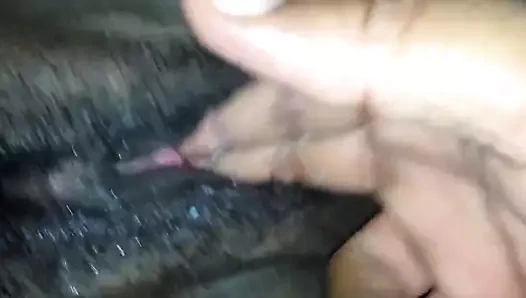 çok ıslak ve kıllı