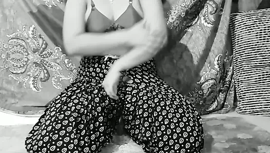 karısı ile ön sevişme