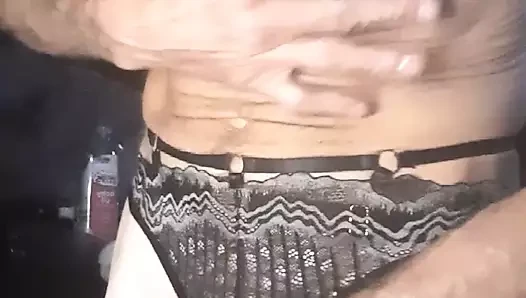 Hugh yaraklı Cdmichelle emiyor ve dildo butplug ile oynuyor