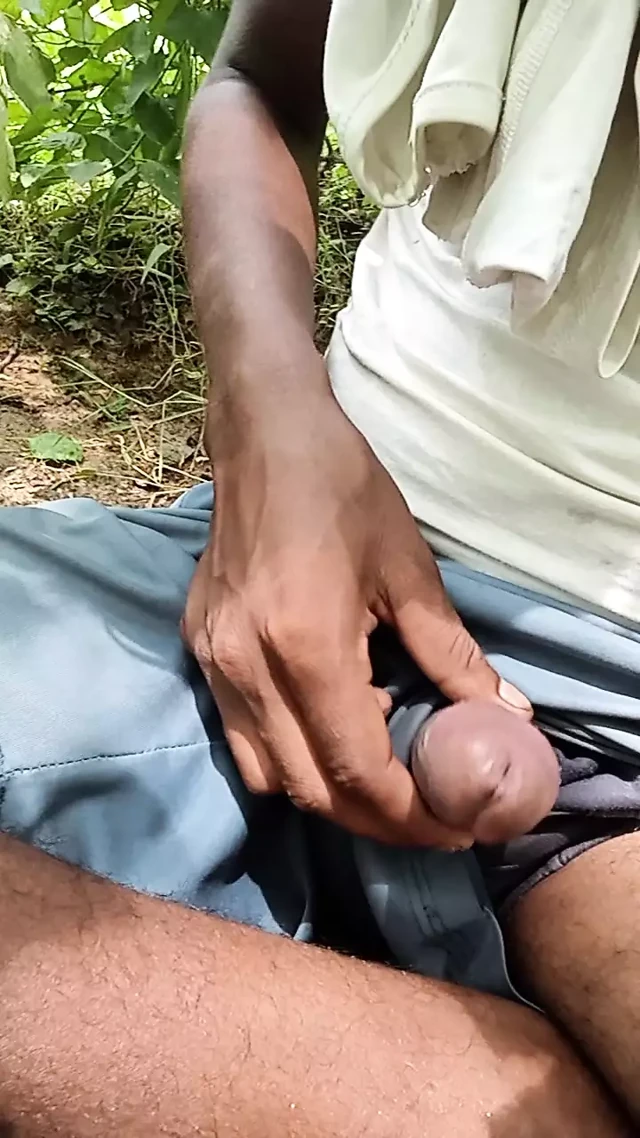 Desi boy is struggling his, if someone saw it, then stopped it