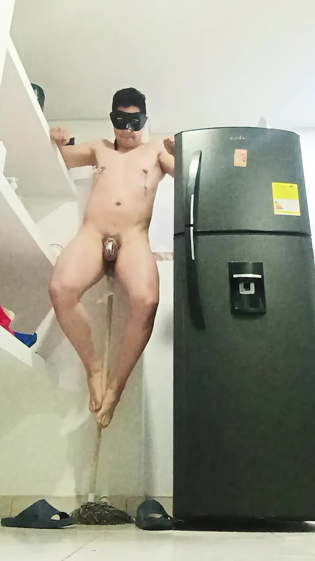 Çıkmazda sert oynuyor bdsm sikiliyor