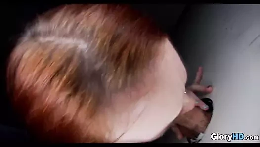 Yerel zafer deliğinde kızıl saçlı