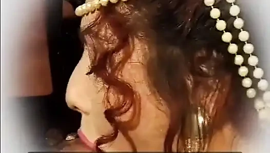 Jessica Rizzo zaman sahnesinde yürüyüş yapıyor 02