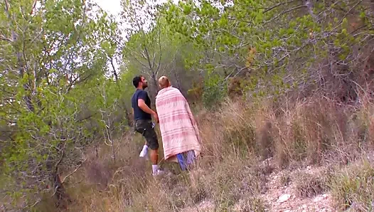 Sert bir sikiş, steph debar'ın ihtiyaç duyduğu tek şeydir