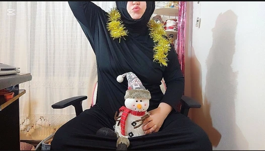 Azgın türbanlı boşalıyor