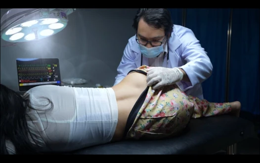 Doctor Fuck Asian Big Ass girl Hardcore until she reachs the Orgasm