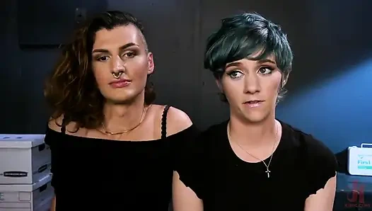 Barınak sürtüğü: Mercy West ve Allysa Etain insanlığı kurtarmak için sikişiyor!