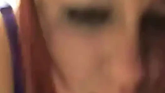 Muhteşem kızıl saçlı sert arkadan becerdin