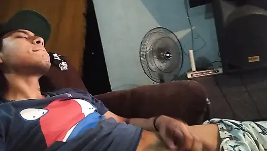 Genellikle yüzümü o görür