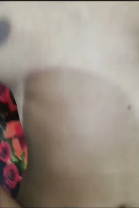 Üvey baba genç kızı anında sikiyor