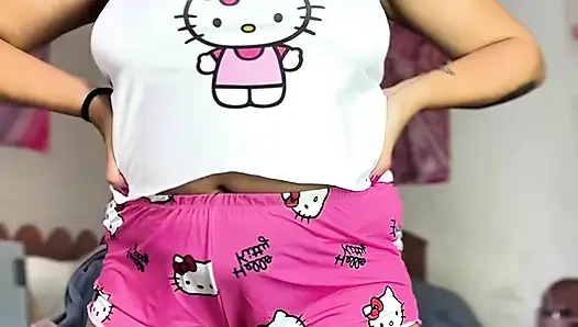 Seksi büyük götlü zenci senin için yüksek sesle osuruyor