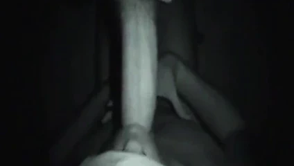 Köle şokları ve tıkaçları benim 9 inçte tükürdü