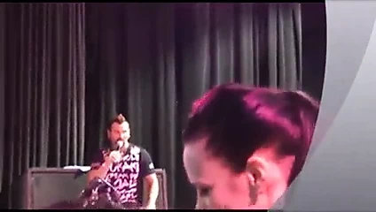 kibir yetişkin gösterisi