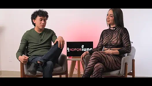 Bir dominatrix nasıl düşünür? Andromeda ile hakimiyet örneği