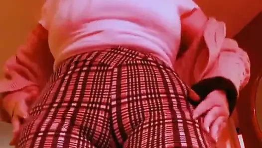 No freckles lol futbol kıyafetimi biraz modelliyor