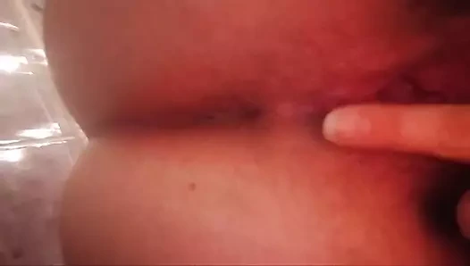 Seğiren göt deliğim