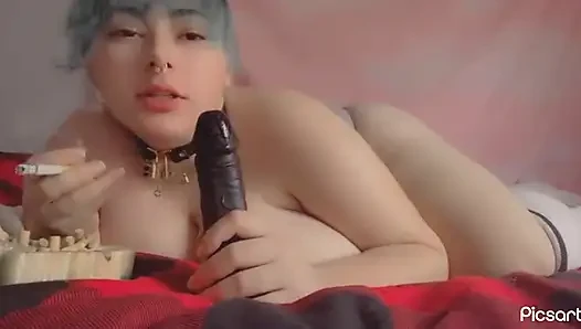 Üstsüz sigara sakso