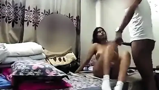 Odada iyi bir sakso ve tutkulu seks