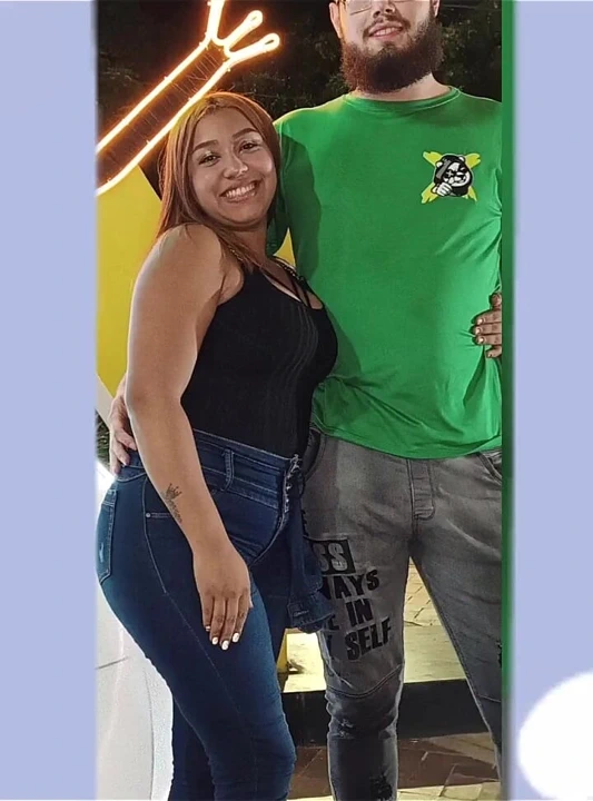 Amerika'nın genç çiftini sevişiyor