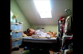 Çift onların odasında