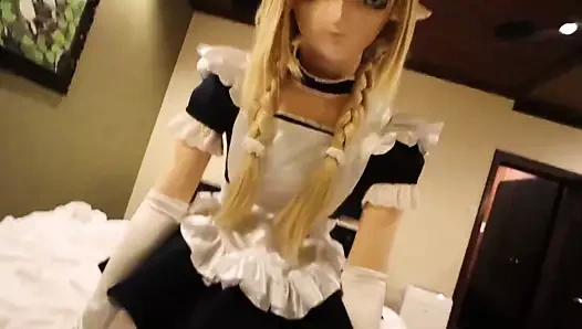 Kigurumi penisle oynuyor