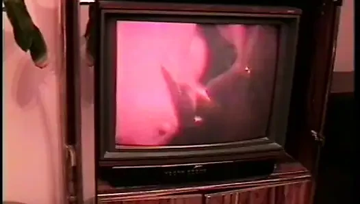 Lezbiyen nostaljik amcık yalama parmaklama