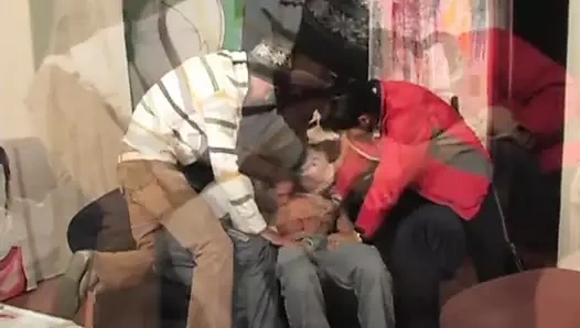 Beş latin ikiz prezervatifsiz seks partisi