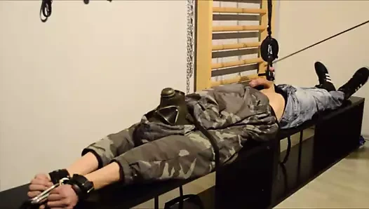 Cum içinde gergin pozisyon