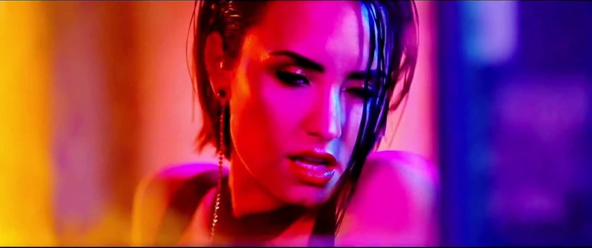 Demi lovato - yaz için harika