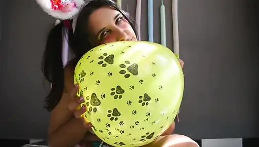 Wielkanocny króliczek wieje i popowe balony z nadrukiem 4u - bunny Looner