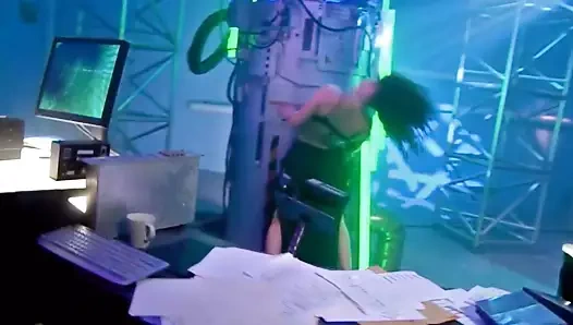 Seni bilimle ve götle kör ediyorum